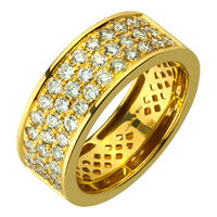 золотое кольцо 750 пробы с бриллиантами